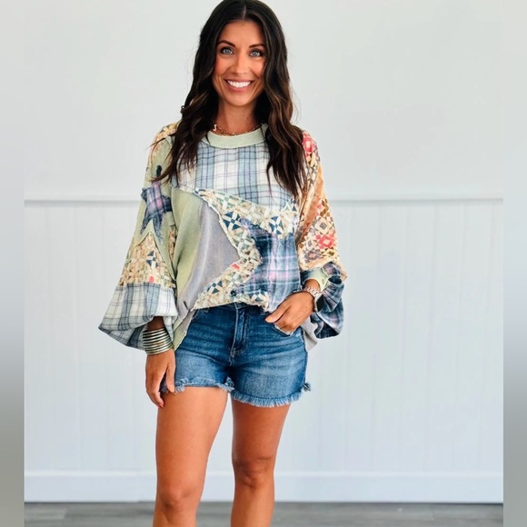 OLI & HALI PATCHWORK STAR TOP - Picture 13 of 13